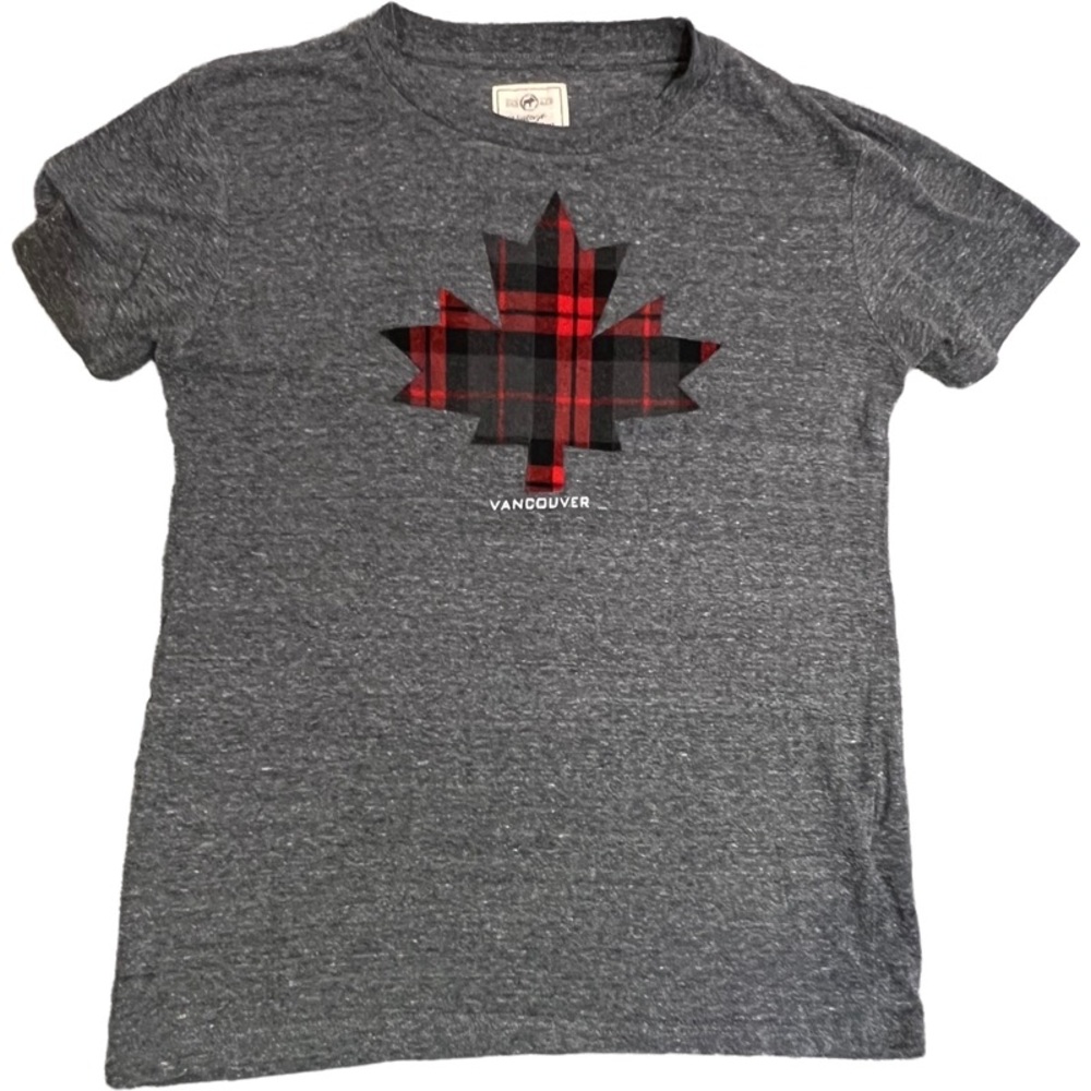 ggs ltd - Vintage Collection - Canada Vancouver Tee - Size Small